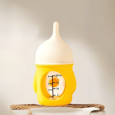 biberon chaton jaune
