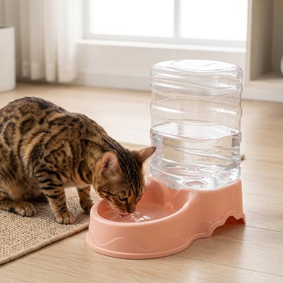 Distributeur eau chat coloris rose